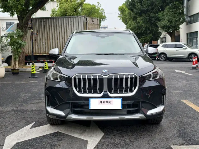 BMW X1 — Фото автомобиля 2