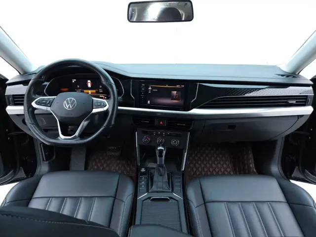 Volkswagen Passat — Фото автомобиля 7