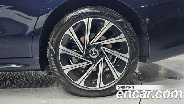 Mercedes-Benz E-Class W214 — Фото автомобиля 6