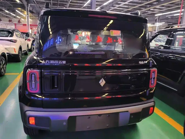 Baojun Yep Plus — Фото автомобиля 5