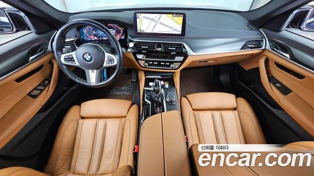 BMW 5 Series G30 — Фото автомобиля 7