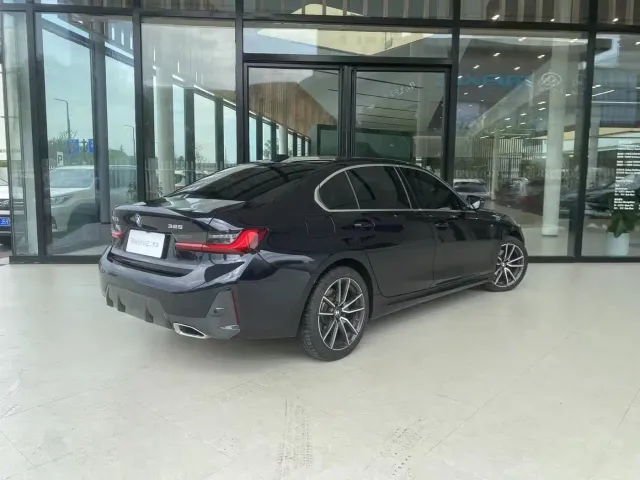 BMW 3 Series — Фото автомобиля 8