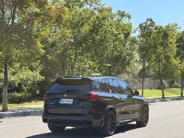 BMW X5 — Фото автомобиля 15
