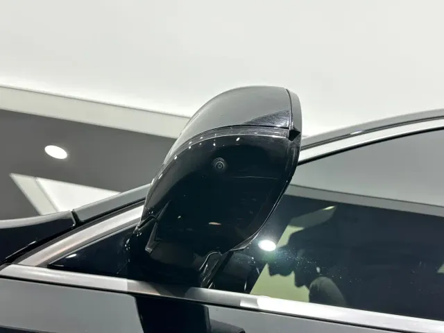 BMW X7 — Фото автомобиля 9