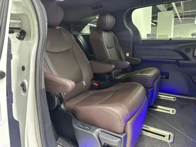 Toyota Granvia — Фото автомобиля 5