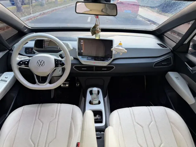 Volkswagen ID.3 — Фото автомобиля 5