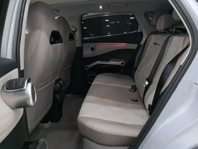 BYD Yuan PLUS — Фото автомобиля 16