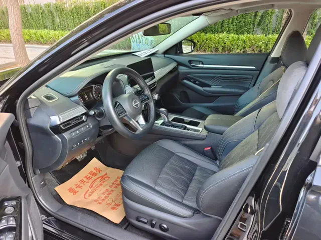 Nissan Teana — Фото автомобиля 5
