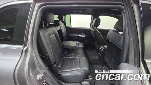 Mercedes-Benz EQB — Фото автомобиля 18