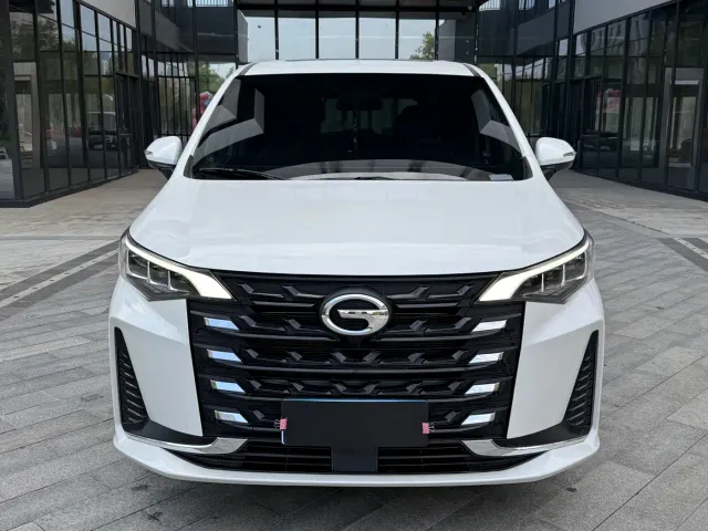 GAC Trumpchi M6 — Фото автомобиля 2