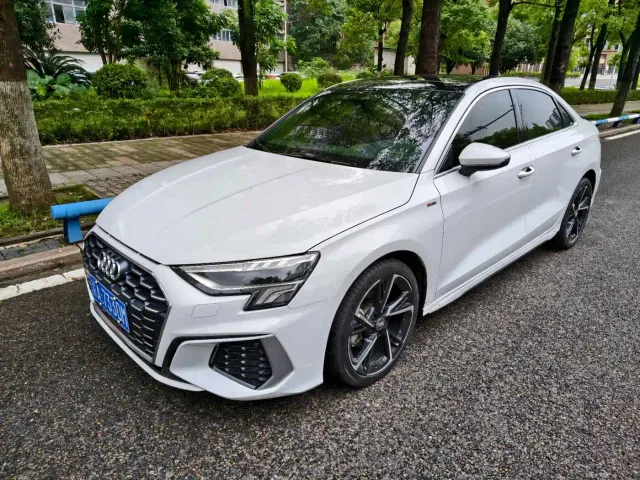 Фотография автомобиля — Audi A3
