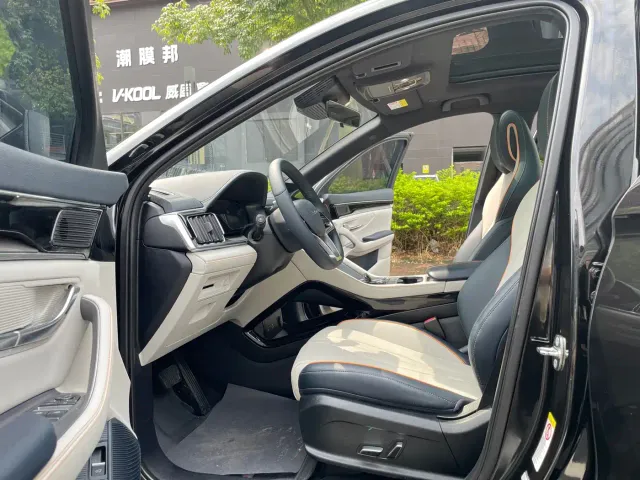 BYD Song PLUS PHEV 2024 Glory Edition DM-i 110km Flagship PLUS — Фото автомобиля 8