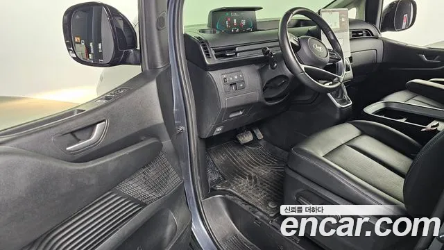 Hyundai Staria Staria — Фото автомобиля 4