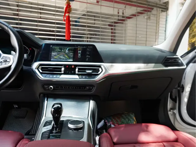 BMW 3 Series — Фото автомобиля 19