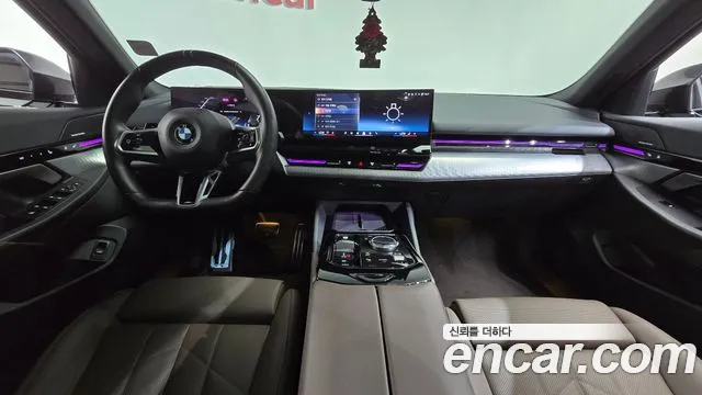 BMW 5-Series — Фото автомобиля 7