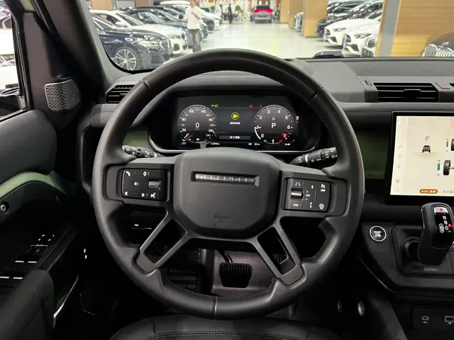 Land Rover Land Rover Defender 2023 110 3.0T P400 75th Anniversary Legend Edition — Фото автомобиля 7