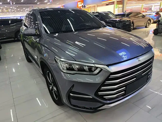 BYD Song Pro — Фото автомобиля 3