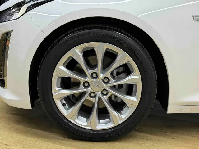 Cadillac CT5 — Фото автомобиля 5