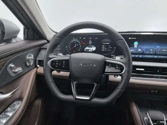 Chery Arrizo 8 — Фото автомобиля 11