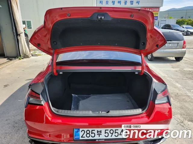 Hyundai Avante CN7 — Фото автомобиля 13