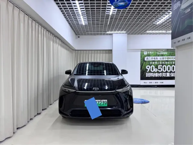 Toyota FAW Toyota bZ4X — Фото автомобиля 2
