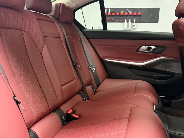 BMW 3 Series — Фото автомобиля 13