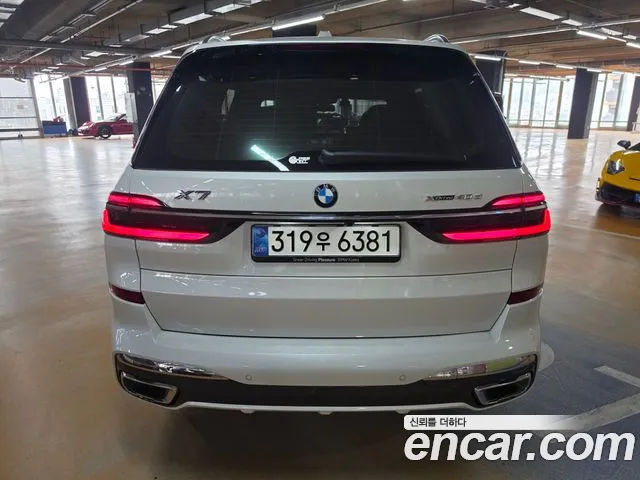 BMW X7 — Фото автомобиля 4