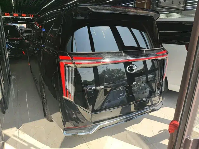 GAC Trumpchi M8 — Фото автомобиля 5