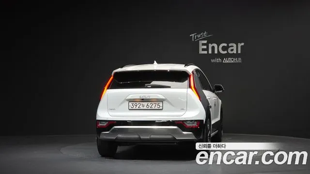 Kia Niro The All New Niro Signature — Фото автомобиля 4