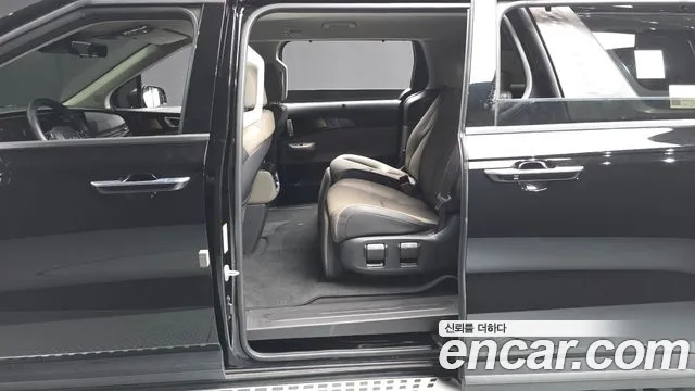 Kia Carnival 4th Gen — Фото автомобиля 16