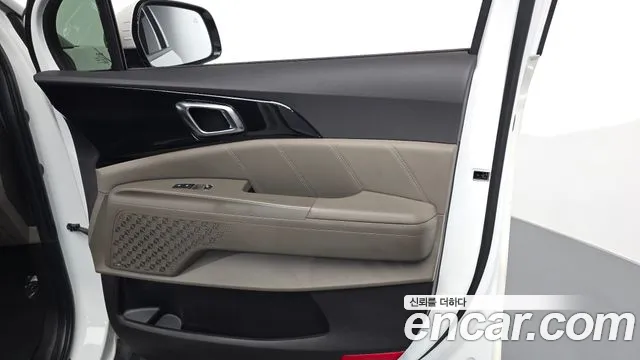 Kia Canival Новый Carnival 4 поколение Бензин 9 мест Signature — Фото автомобиля 24