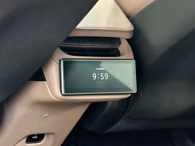 Nio EC6 — Фото автомобиля 8