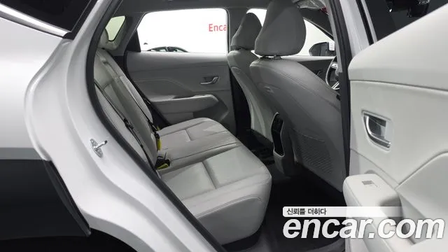 Hyundai Kona — Фото автомобиля 18
