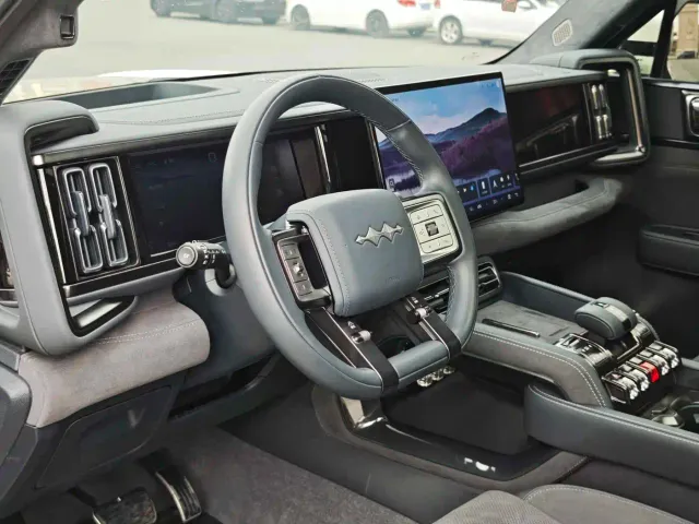 BYD FangChengBao Leopard 5 — Фото автомобиля 9