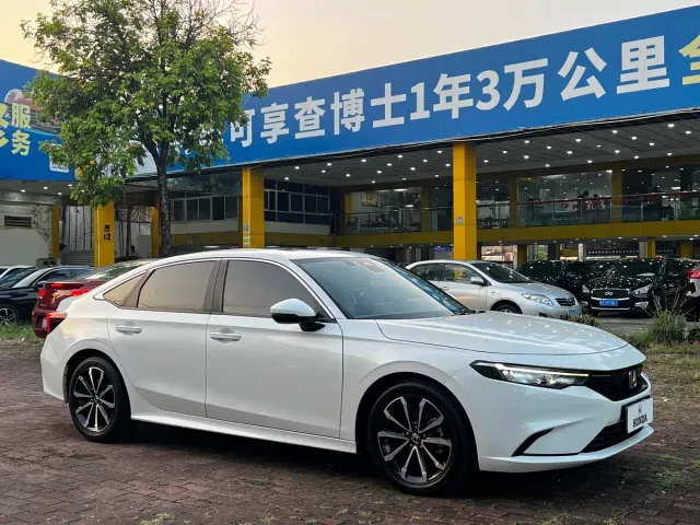Honda Integra — Фото автомобиля 3