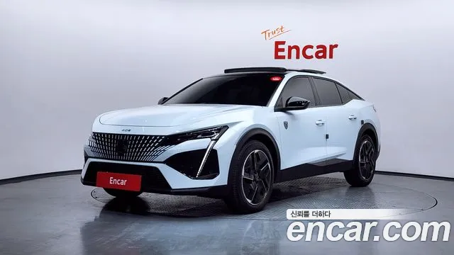 Фотография автомобиля — Peugeot 408 1.2 Pure Tech GT