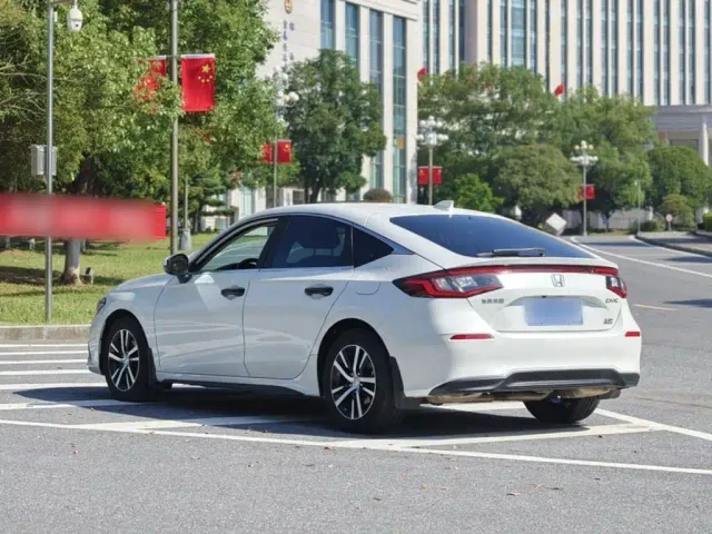 Honda Civic — Фото автомобиля 5