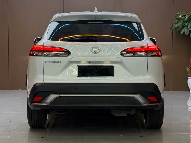 Toyota Frontlander — Фото автомобиля 15