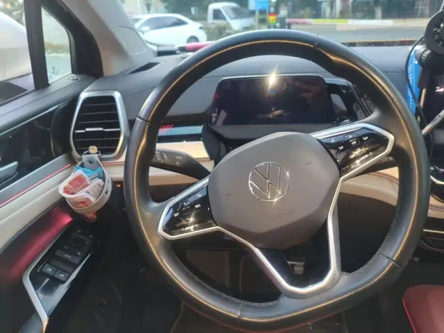 Volkswagen ID.6 Crozz — Фото автомобиля 2