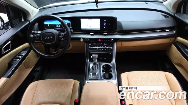 Kia Carnival Generation 4 — Фото автомобиля 7