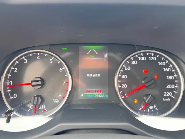 Toyota Wildlander — Фото автомобиля 10
