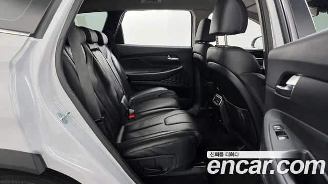 Hyundai Santafe Новый Santa Fe Бензин 2.5T 2WD — Фото автомобиля 9