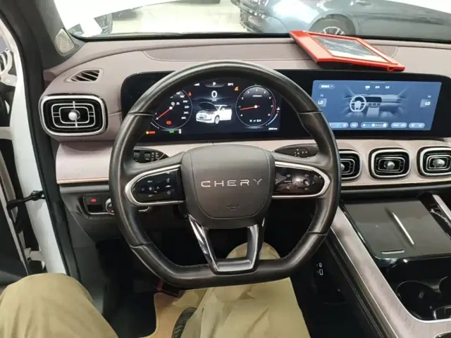 Chery Tiggo 9 — Фото автомобиля 10