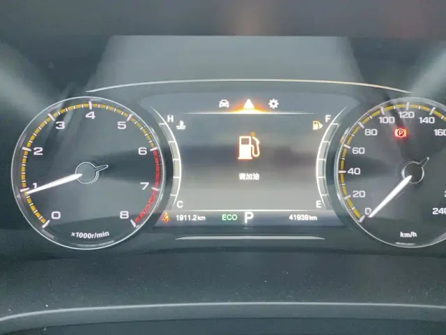 GAC Trumpchi M8 — Фото автомобиля 14