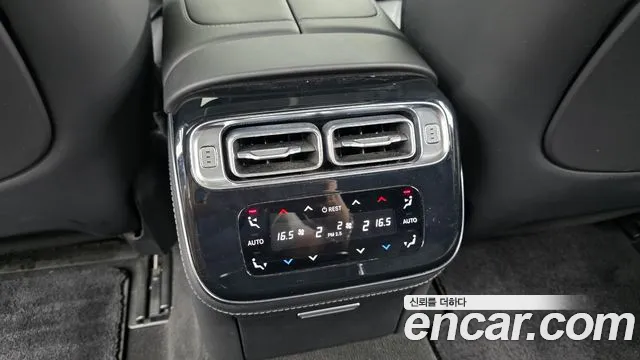 Mercedes-Benz S-Class — Фото автомобиля 28