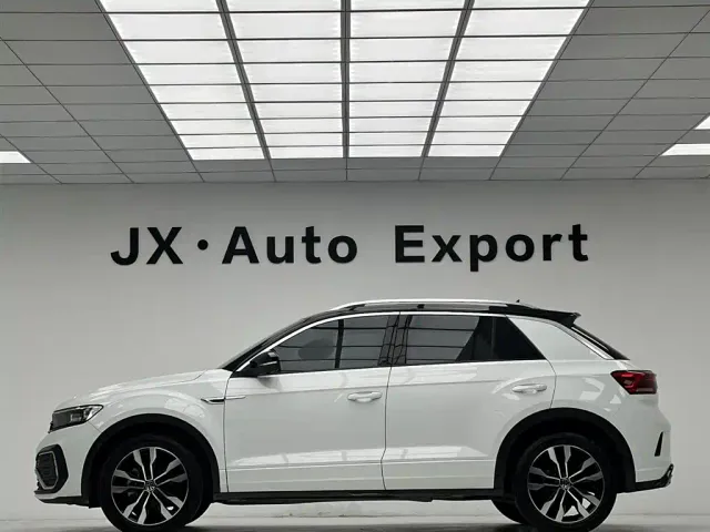Volkswagen T-Roc — Фото автомобиля 8