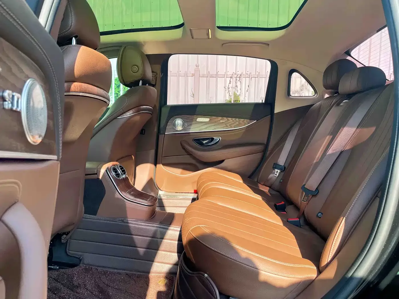 Mercedes-Benz Mercedes-Benz E-Class 2023 Facelift E 300 L Fashion — Фото автомобиля 6