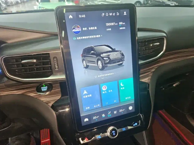 Ford Explorer — Фото автомобиля 12