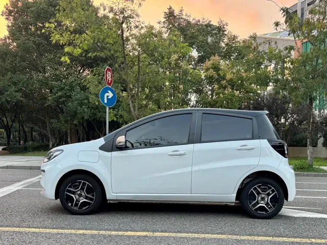 Sehol E10X — Фото автомобиля 3