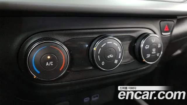 ChevroletGMDaewoo Trax Trax Кроссовер — Фото автомобиля 17
